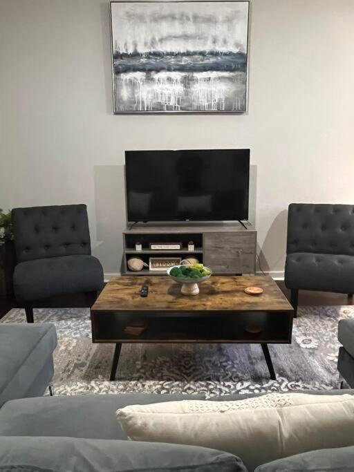 Townhouse In Uptown King Bed-Wi-Fi-Free Parking-Pool Apartment Charlotte Exterior foto
