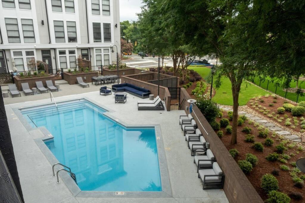 Townhouse In Uptown King Bed-Wi-Fi-Free Parking-Pool Apartment Charlotte Exterior foto